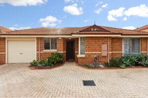 R3693042 INGLEWOOD 2024 10 11 052448