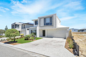 R4230645 BURNS BEACH 2026 03 20 060250